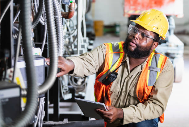 Best Commercial Electrician Services  in Mill Neck, NY